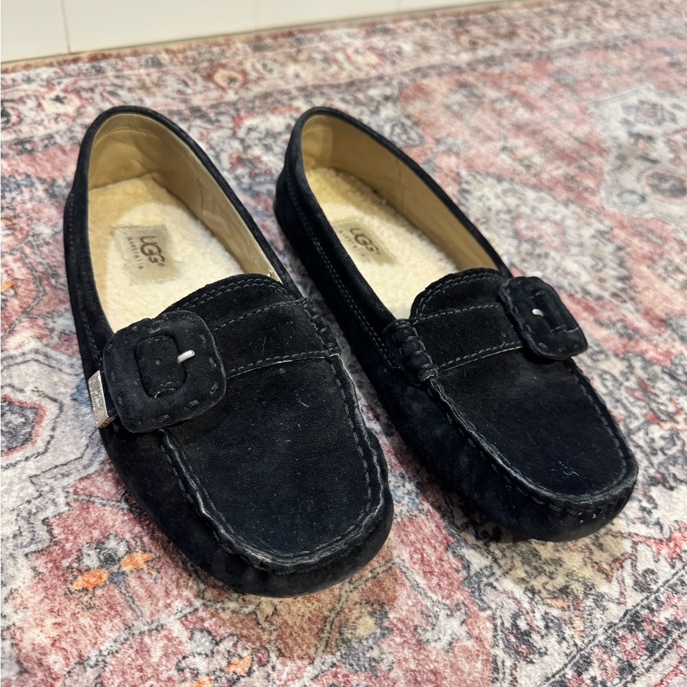 UGG Black Women's Slipper Loafer Driver Shoes size 7.5